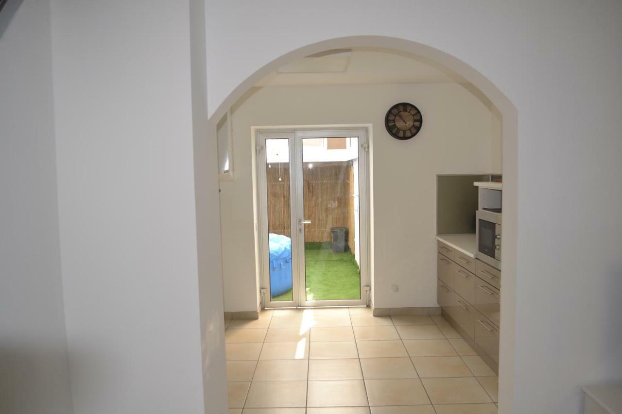 La Bulle Familles Clim, Wifi, Airport Shuttle,Tout A Pied قرقشونه المظهر الخارجي الصورة